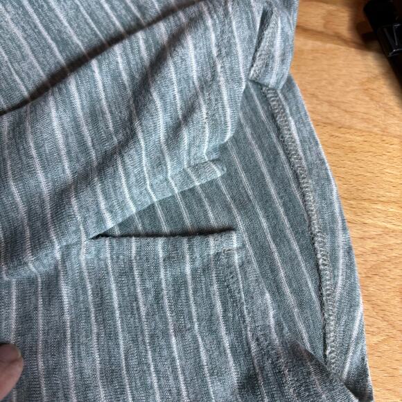 Athleta Striped Tank Top - Size XS - Excellent Condition! - Picture 5 of 5